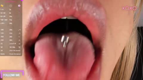 Oliver  online show from September 25, 10:22 am