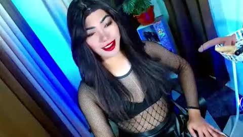 Snapshot of olivia_the_temptress27 chatting on September 16, 9:14 am Miss OLIVIA online show from September 16, 9:14 am
