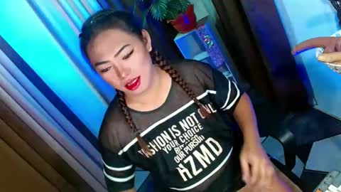 Snapshot of olivia_the_temptress27 chatting on September 20, 9:48 am Miss OLIVIA online show from September 20, 9:48 am