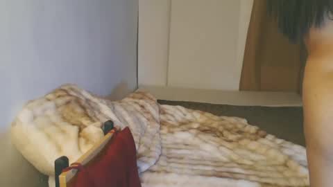 onlyjulia25 online show from December 21, 3:14 am