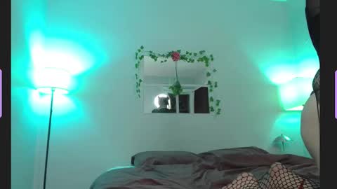 onyx_black666 online show from October 18, 6:28 am