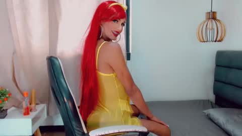 Snapshot of oriana_braom chatting on December 23, 7:41 pm Oriana braom online show from December 23, 7:41 pm