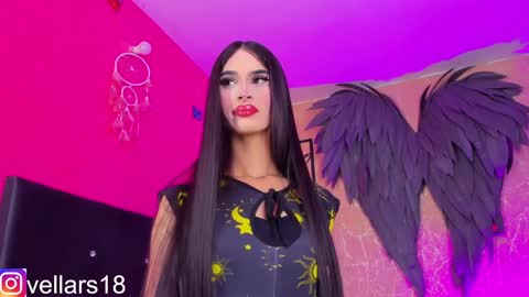 Snapshot of osiris_doll chatting on February 28, 9:23 pm vella online show from February 28, 9:23 pm