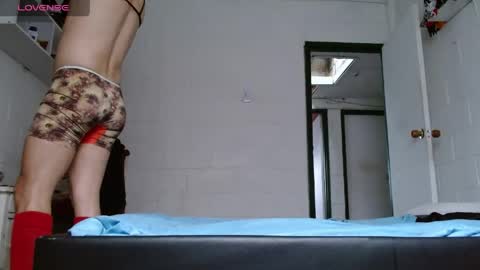 Jeannifer online show from May 17, 10:42 pm