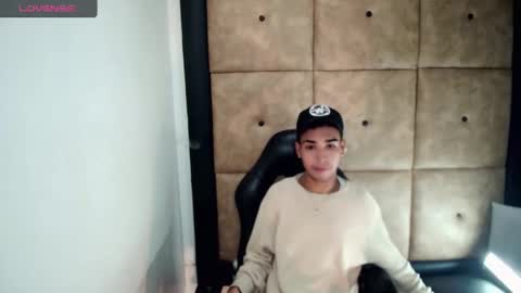 Snapshot of patrickxx_1 chatting on October 1, 2:34 am PatrickXX 1 online show from October 1, 2:34 am