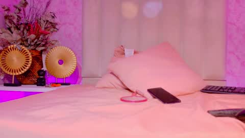 Snapshot of paulina_sodi chatting on September 25, 12:12 pm Paulina online show from September 25, 12:12 pm