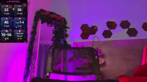 Paulina  online show from December 4, 8:35 pm