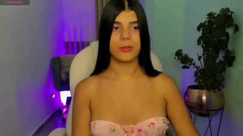 Snapshot of paulinabelle chatting on January 31, 4:25 am Paulina Belle online show from January 31, 4:25 am