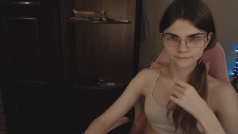 Snapshot of peralez_f chatting on January 24, 9:05 pm Farida online show from January 24, 9:05 pm