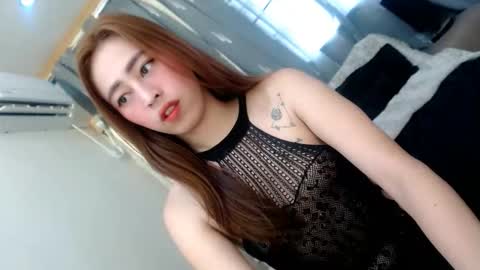 Snapshot of perfect_suckerqueen69 chatting on September 15, 2:49 am Sweet Gwen online show from September 15, 2:49 am