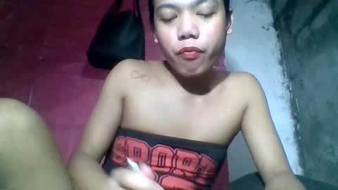 Snapshot of petite_jzee chatting on September 25, 3:08 pm jzee online show from September 25, 3:08 pm