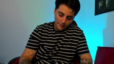 peytonbox online show from October 15, 11:32 am