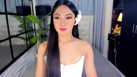 phenomenal_ivy online show from May 31, 3:52 pm