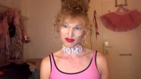 pinkfag online show from December 2, 6:27 pm