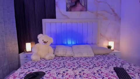 Snapshot of pinky_peach_ chatting on September 13, 3:34 am Peachy online show from September 13, 3:34 am