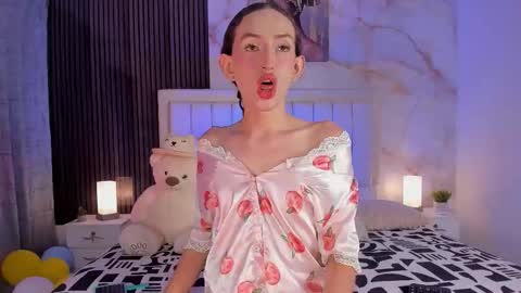 Snapshot of pinky_peach_ chatting on September 29, 5:51 am Peachy online show from September 29, 5:51 am