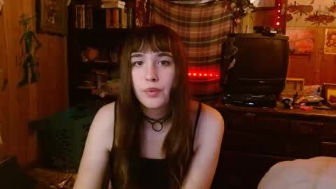 Snapshot of pixinun chatting on January 17, 5:21 am Izzy online show from January 17, 5:21 am