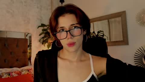 Snapshot of pixy_20 chatting on February 21, 3:34 am cris online show from February 21, 3:34 am