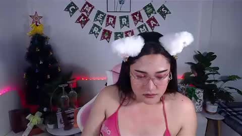 Ploysai online show from December 17, 7:29 am