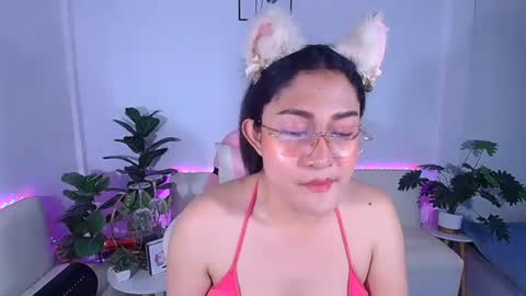 Ploysai online show from September 9, 7:07 am