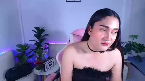 Ploysai online show from October 4, 8:04 am