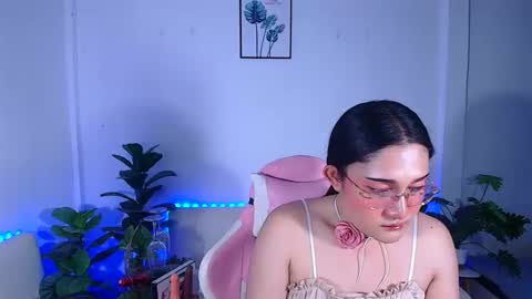 Ploysai online show from October 17, 7:56 am