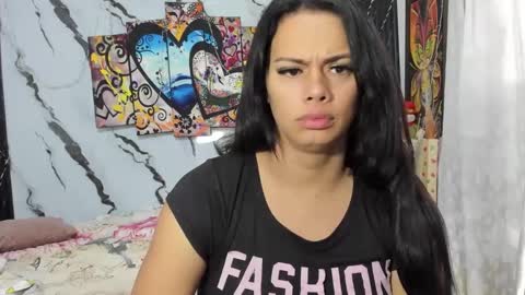 Snapshot of pocahontas_98113116 chatting on January 13, 2:00 pm lesly pagina azul pocahontas982 online show from January 13, 2:00 pm