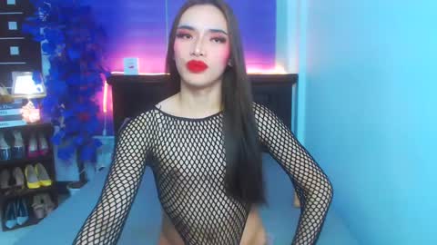 Precious  online show from February 4, 10:54 am