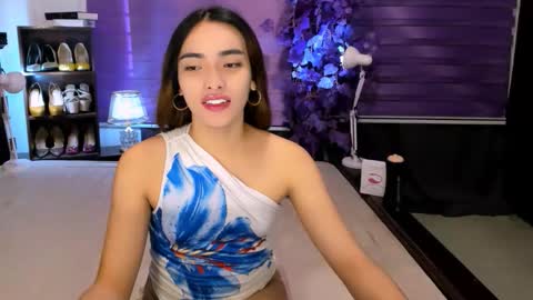 Precious  online show from November 24, 8:27 am