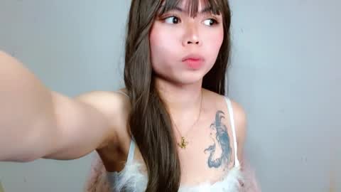 Snapshot of prettyjulian chatting on December 10, 8:59 am SEXY JULIA online show from December 10, 8:59 am