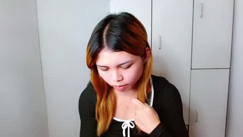 Snapshot of prettyjulian chatting on January 31, 7:39 am SEXY JULIA online show from January 31, 7:39 am