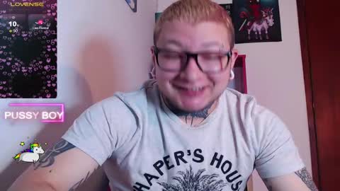 Snapshot of prince_ftm1 chatting on January 26, 5:44 pm Prince online show from January 26, 5:44 pm