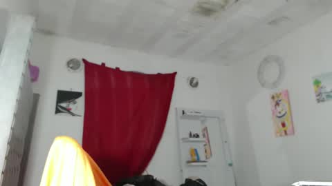 Snapshot of princes_ass111 chatting on February 1, 12:07 am Chica Sexy Sexy Ass online show from February 1, 12:07 am