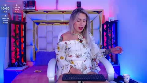 princess helena  online show from January 14, 2:40 am