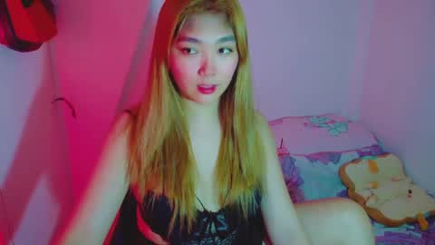 Snapshot of princesscutiexx chatting on January 15, 10:24 pm Hello everyone this is your beloved Athena again I present the most comfortable and kind room I accept everyone with kindness online show from January 15, 10:24 pm