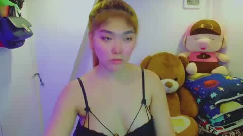 Snapshot of princesscutiexx chatting on February 2, 3:39 pm Hello everyone this is your beloved Athena again I present the most comfortable and kind room I accept everyone with kindness online show from February 2, 3:39 pm