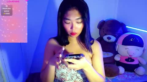 Snapshot of princesscutiexx chatting on September 19, 2:01 pm Hello everyone this is your beloved Athena again I present the most comfortable and kind room I accept everyone with kindness online show from September 19, 2:01 pm