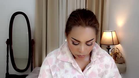 Snapshot of princessyanzy chatting on December 23, 2:56 am princessyanzy1 online show from December 23, 2:56 am