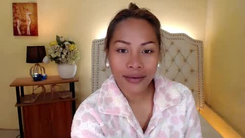 Snapshot of princessyanzy chatting on December 27, 12:50 am princessyanzy1 online show from December 27, 12:50 am