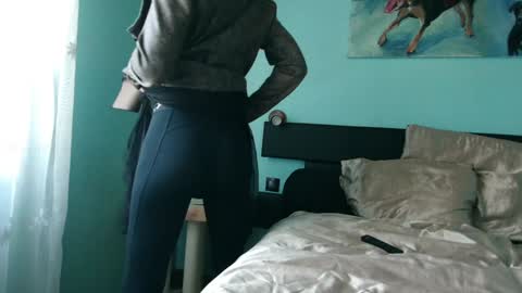 prxscillia_tx online show from February 5, 3:53 pm