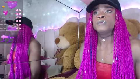 Snapshot of puca_eboony chatting on February 10, 11:02 pm pucca online show from February 10, 11:02 pm