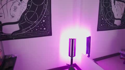 punkyfoxx online show from October 16, 1:44 pm