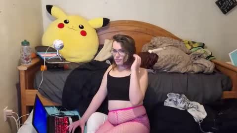 Vee online show from November 5, 10:09 pm