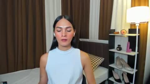 Queen Dyosa online show from November 14, 8:33 am