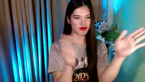 Snapshot of queen_kendalx19 chatting on February 7, 11:13 pm Kendal online here from 6am-3pm philippine time online show from February 7, 11:13 pm