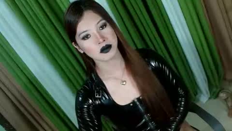 Snapshot of queen_kendalx19 chatting on September 8, 10:52 pm Kendal online here from 6am-3pm philippine time online show from September 8, 10:52 pm