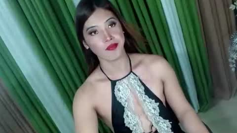 Snapshot of queen_kendalx19 chatting on September 12, 1:47 am Kendal online here from 6am-3pm philippine time online show from September 12, 1:47 am
