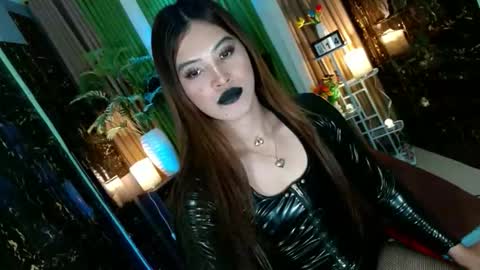 Kendal  online here from 6am-3pm philippine time online show from October 15, 12:54 am