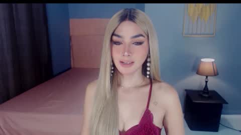 queenemeraldts online show from September 23, 2:06 am