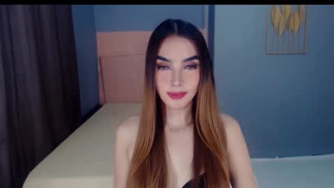 queenemeraldts online show from October 14, 2:01 am